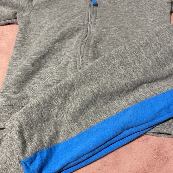 Boys Shark Sweat Suit - Picture 3 of 7